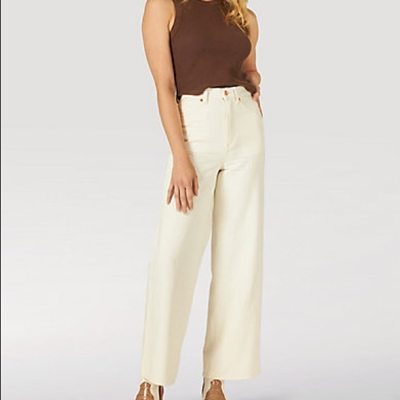 $109 Wrangler Wide Leg Long Cream Pants